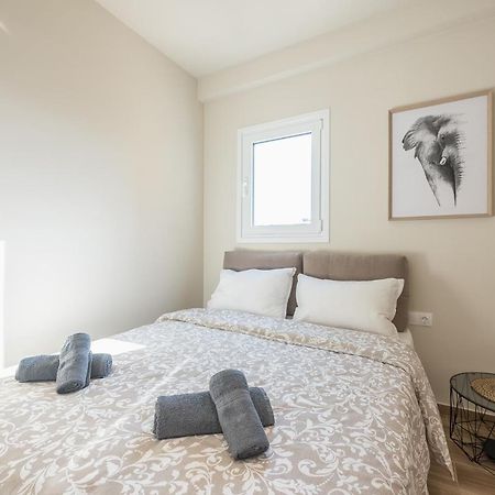 Attiki Metro Top Floor By Greece Apartment アテネ エクステリア 写真