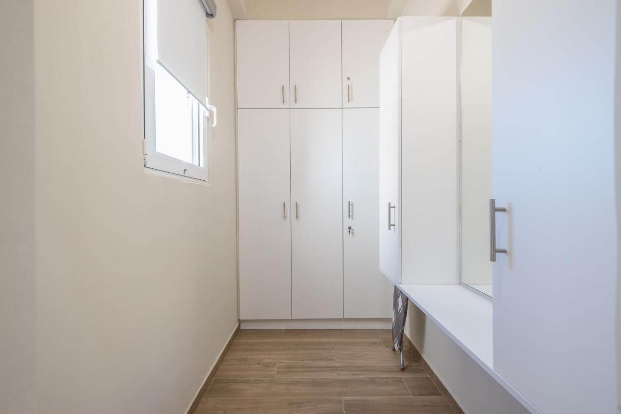 Attiki Metro Top Floor By Greece Apartment アテネ エクステリア 写真